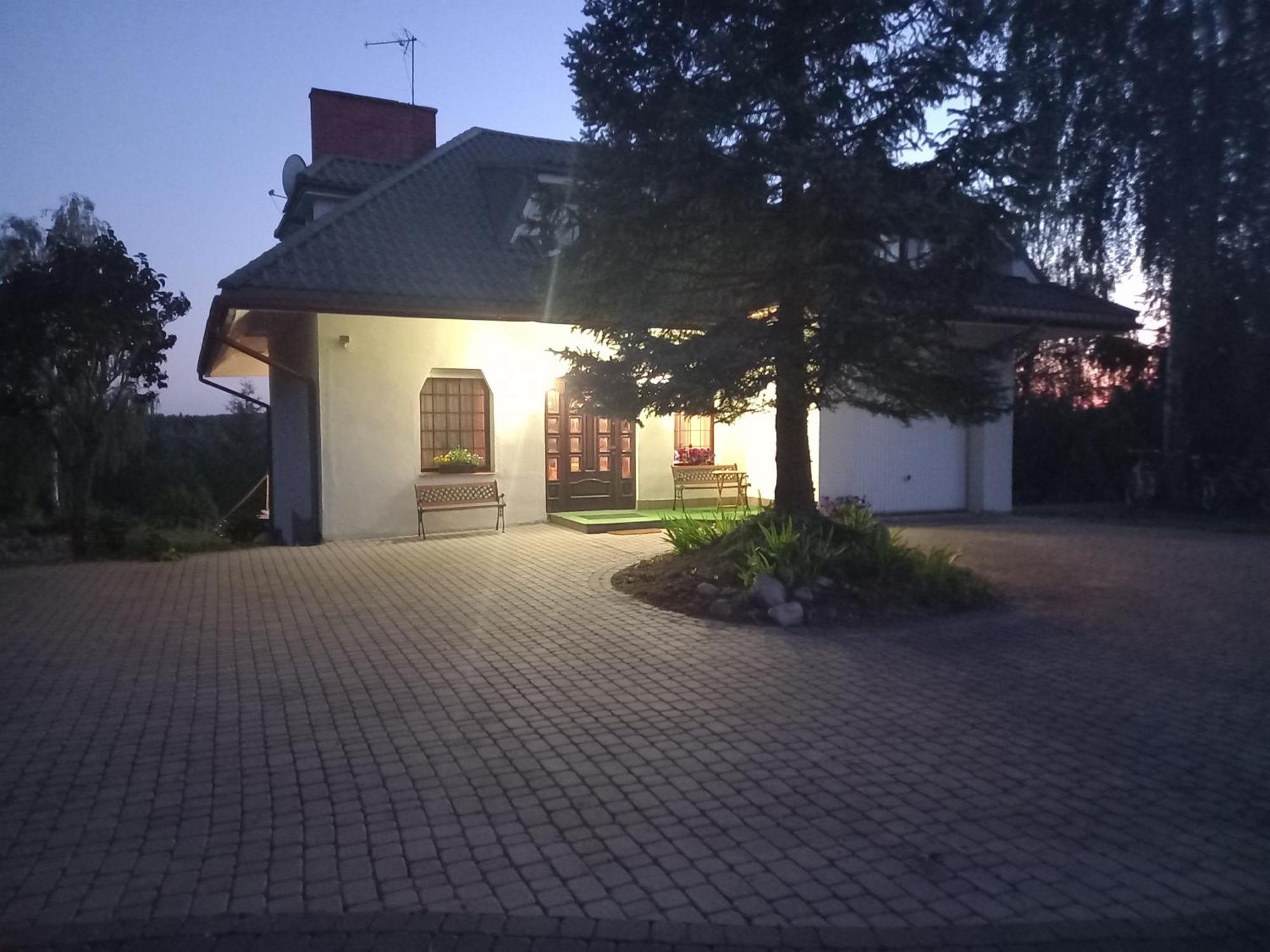 Dom Nad Jeziorem Zbiczno Siedlisko Grzmieca Buitenkant foto